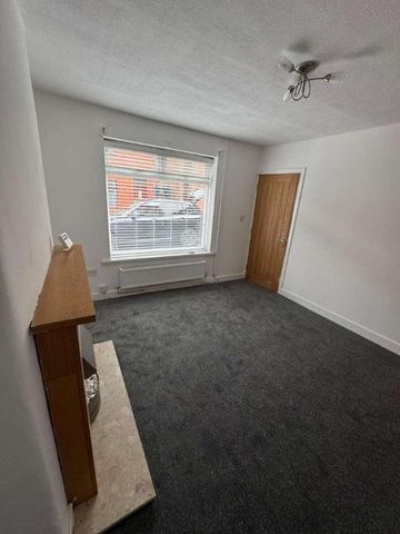 Fir Street, WA10 - Photo 4