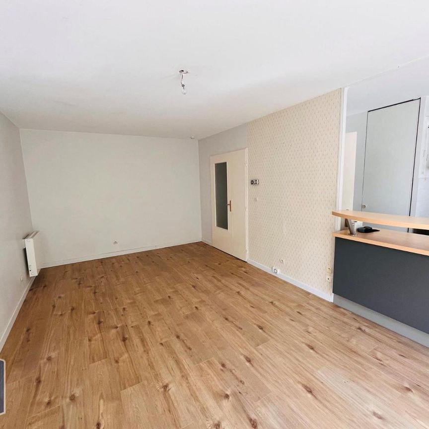 Location Appartement 3 pièces 66m² LILLE 59000 - Photo 1