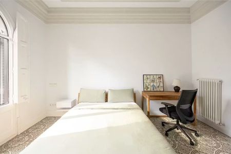 Carrer de Mallorca, Barcelona, Catalonia 08037 - Photo 5