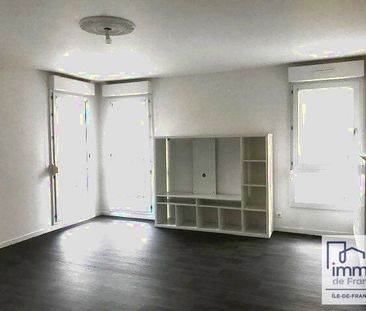 Location appartement 4 pièces 77.12 m² à Courcouronnes (91080) - Photo 1