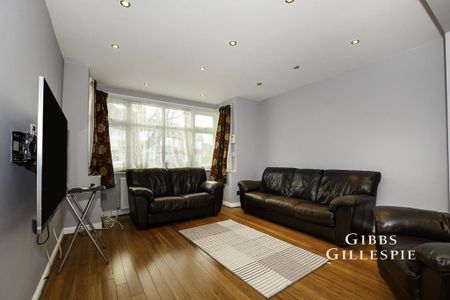 4 bedroom terraced house to rent - Photo 5