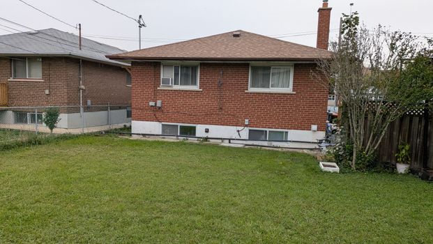 For Lease - 240 Wellesworth Drive Unit# #Lower, Toronto, Ontario - Photo 1