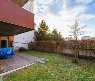 Pronájem bytu 4+kk s dvěma parkovacími stáními a předzahrádkou - Photo 3