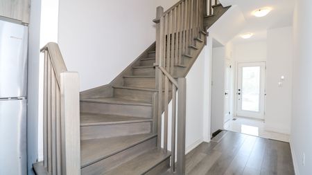 For Lease - 16 Haven Lane, Barrie, Ontario - Photo 2