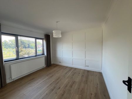 3 Bed Terraced House, Priory Gardens, W5 - Photo 3