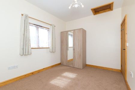 1 bedroom barn conversion to let - Photo 2