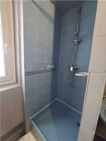 Location Appartement 3 pièces 53m² CLICHY SOUS BOIS 93390 - Photo 4