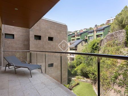 Luxury penthouse for rent in Barcelona, Spain - Photo 5