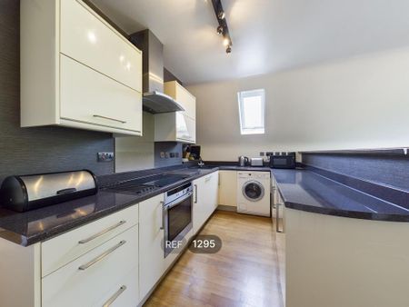 2 bedroom apartment to rent - Photo 5