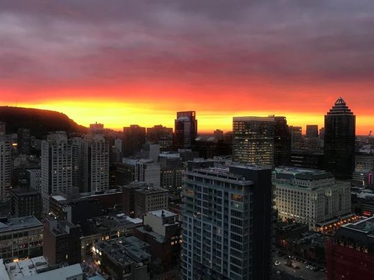 1155 Rue de la Montagne - Photo 1