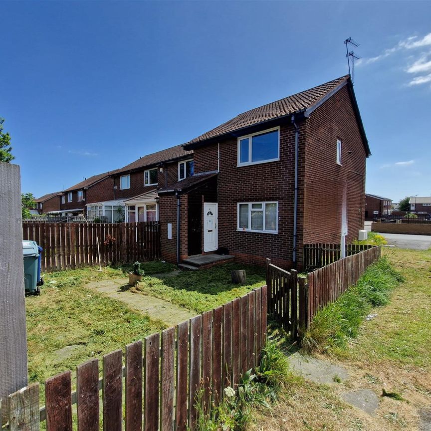 1 bed flat to rent in Bramwell Road, Sunderland, SR2 - Photo 1