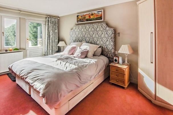 4 bedroom detached house to rent - Photo 1