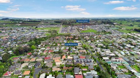 For Rent - 4 Bedroom House in Pukekohe - Photo 2