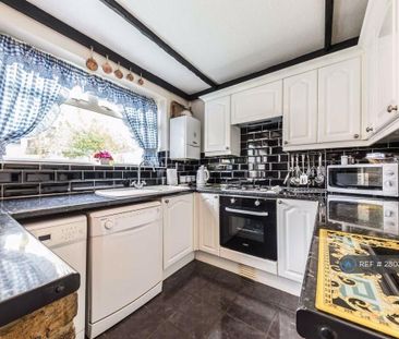 3 bedroom terraced house to rent - Photo 5