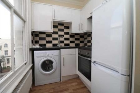 1 bedroom flat to rent - Photo 4