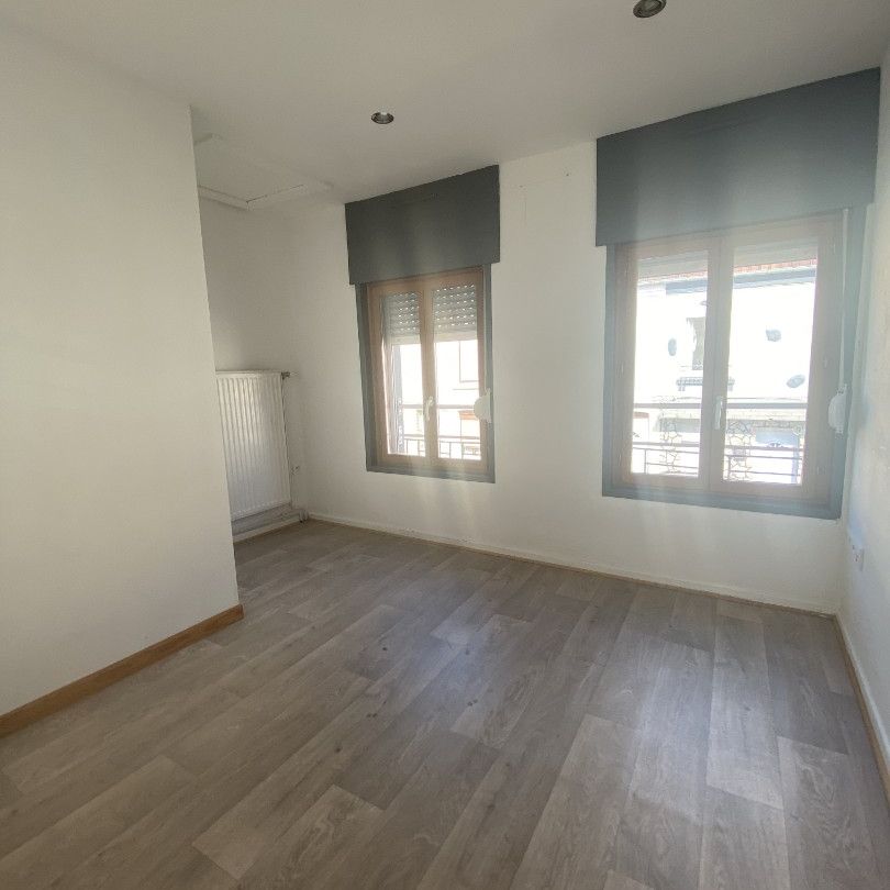 Location Maison 3 pièces 40m² LILLERS 62190 - Photo 1