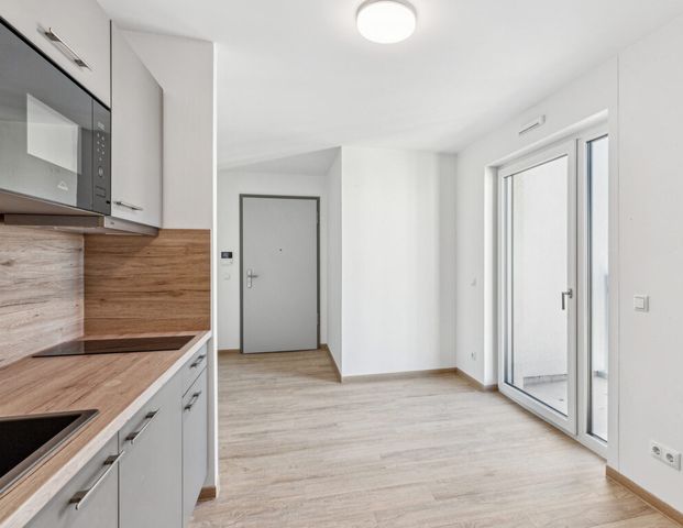 Get a 250 € gift card when you sign: Student Apartment in Prime Location – Furnished 2-Room Unit! - Photo 1