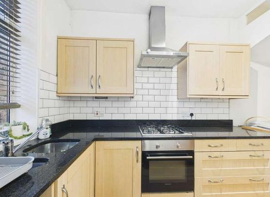 Armstrong Street, Farsley, LS28 - Photo 1