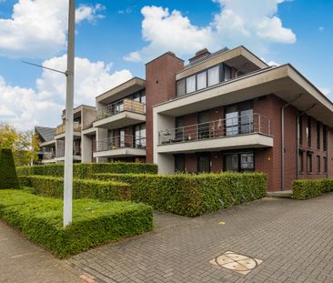 Gelijkvloers appartement (66m²) met tuintje en parking - Photo 1