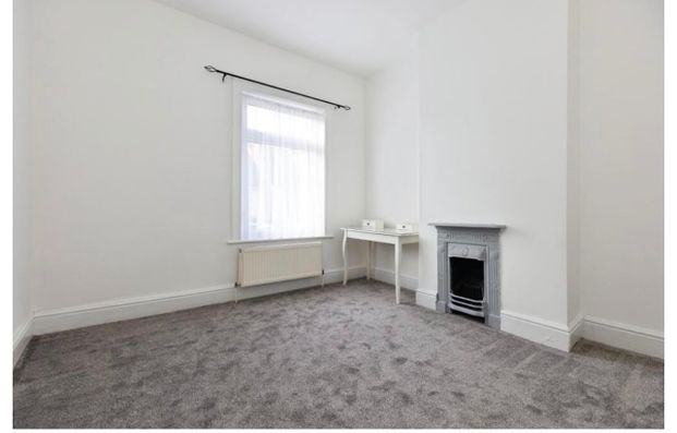 3 Bed Terraced House, Clay Lane, CV2 - Photo 1