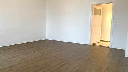 Gemütliche 2-Raum-Wohnung + ruhige Lage - Photo 2