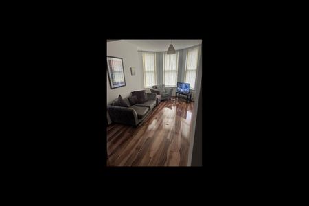2 Bed Flat, Wells Road, BS4 - Photo 2