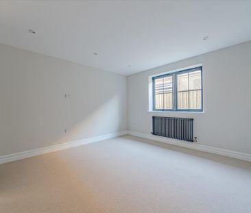 4 bedroom detached house to rent - Photo 4