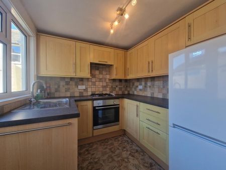 2 bedroom house to rent - Photo 2