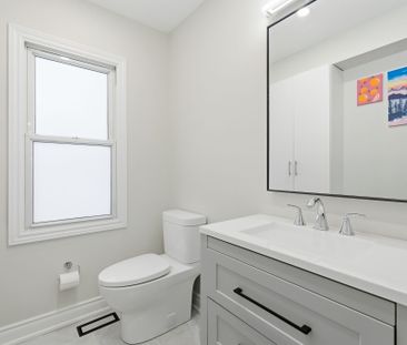 For Lease - 118 Bogert Avenue Unit# Upper, Toronto, Ontario - Photo 2