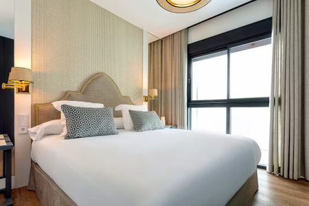 Calle Betis, Sevilla, Andalusia 41010 - Photo 4