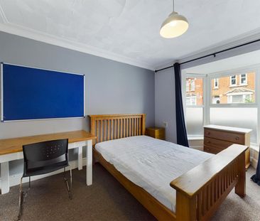 3 bedroom House To Let - Photo 3