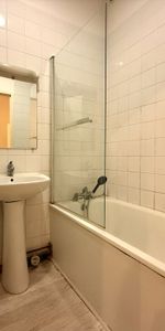 Location Appartement 2 pièces 47m² NANTES 44000 - Photo 3