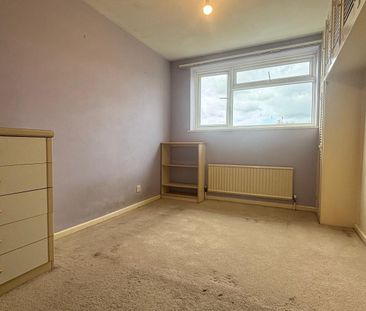 Stirling Close, Berkshire, SL4 - Photo 6