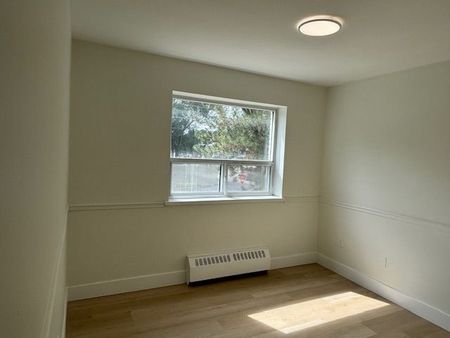 For Lease - 3151 Jaguar Valley Drive Unit# 202, Mississauga, Ontario - Photo 4