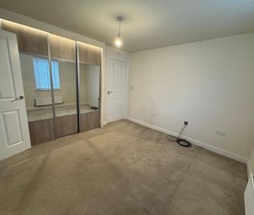 4 bedroom detached house to rent - Photo 3