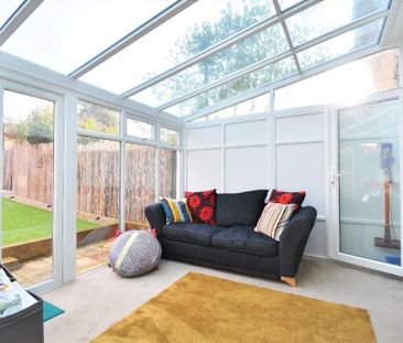 5 bedroom terraced house to rent - Photo 4