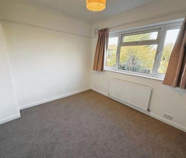 2 bedroom maisonette to rent - Photo 4