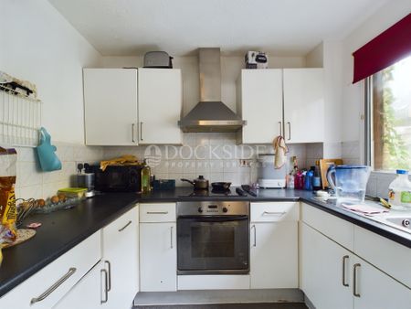 2 bed flat to rent in Tyndale Court, London, E14 - Photo 5