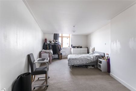 City Road, London, EC1V 2QH - Photo 2