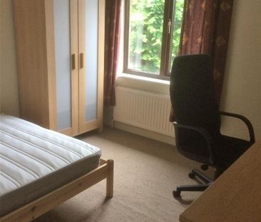 Wytherlies Drive, Bristol - Photo 5