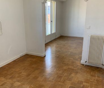 Location Appartement 4 pièces 74m² - Photo 5