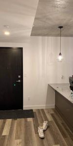 1 Bedroom Rent Condo - Photo 3