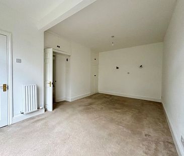 The Flat, Cheltenham, GL53 - Photo 4