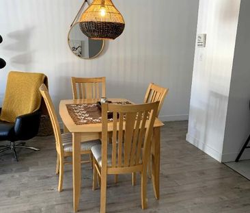 Splendide 5 ½ Style Condo (3 Chambres) – CONSTRUCTION RÉCENTE - Photo 2