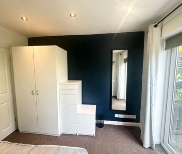 Burley Road (Room 2), Burley, Leeds - Photo 5