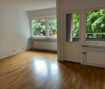 Tredje Villagatan 14 - Photo 2