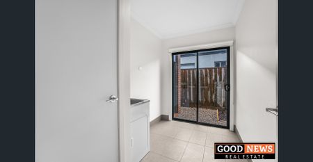 A Family Home Jewel in Wyndham Vale! - Photo 4