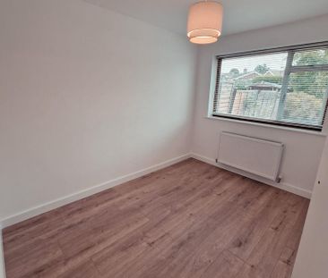 2 bedroom semi-detached house to rent - Photo 6