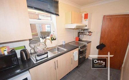 |ref: |, Broadlands Road, Southampton, SO17 - Photo 4