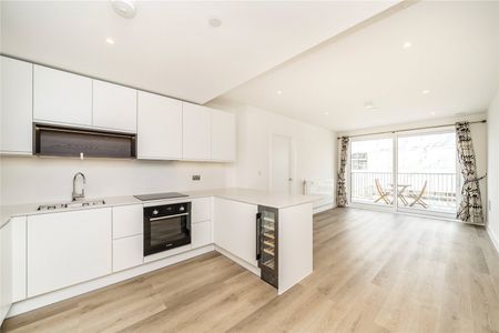 Banks Road, Kidbrooke, London, SE3 9JD - Photo 5